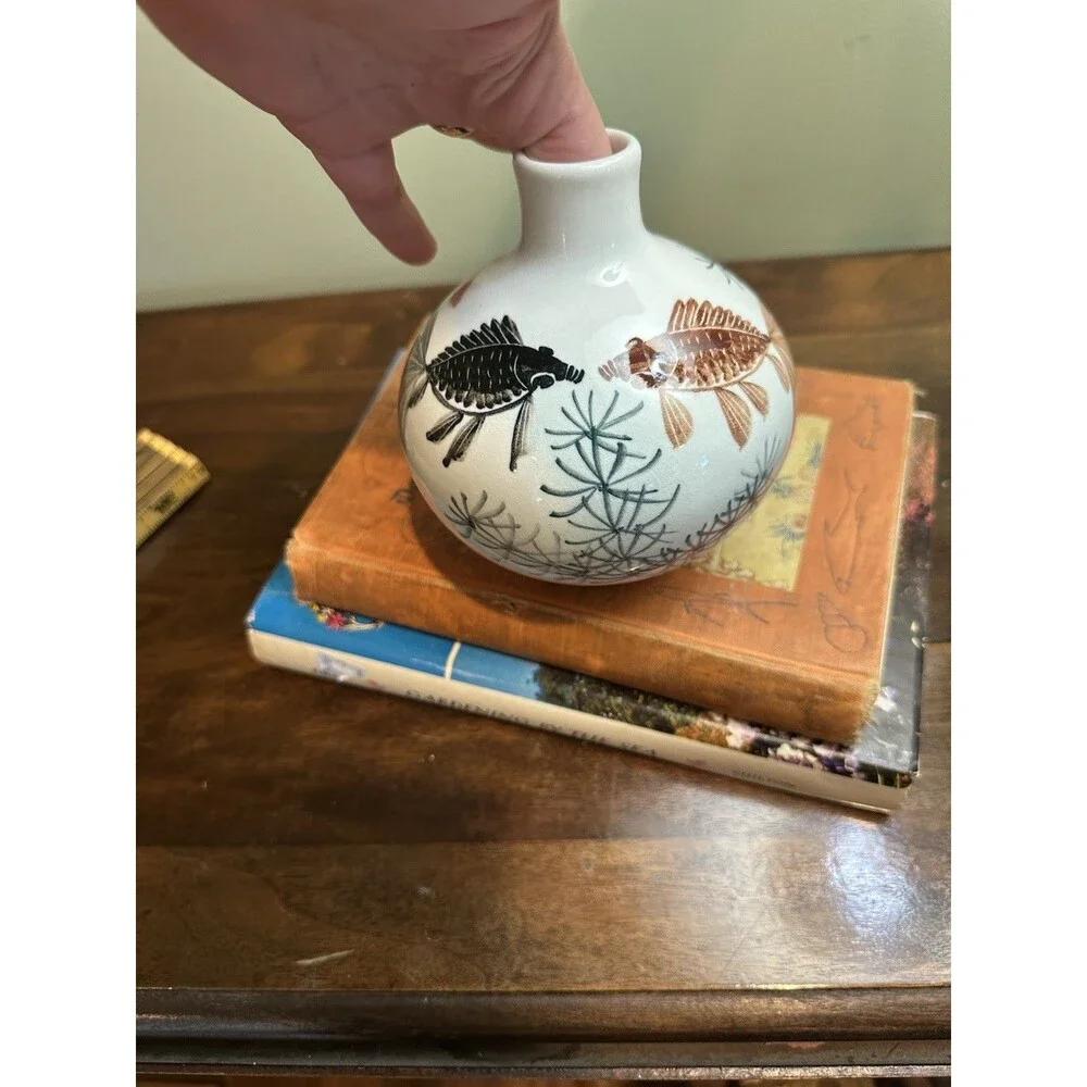 Vintage Chinese Porcelain Hand Painted Koi Fish Vase Jar 5.5
